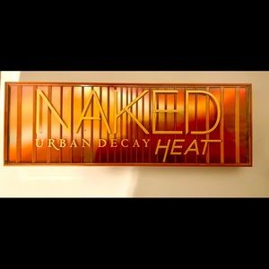 Urban Decay Naked Heat Palette